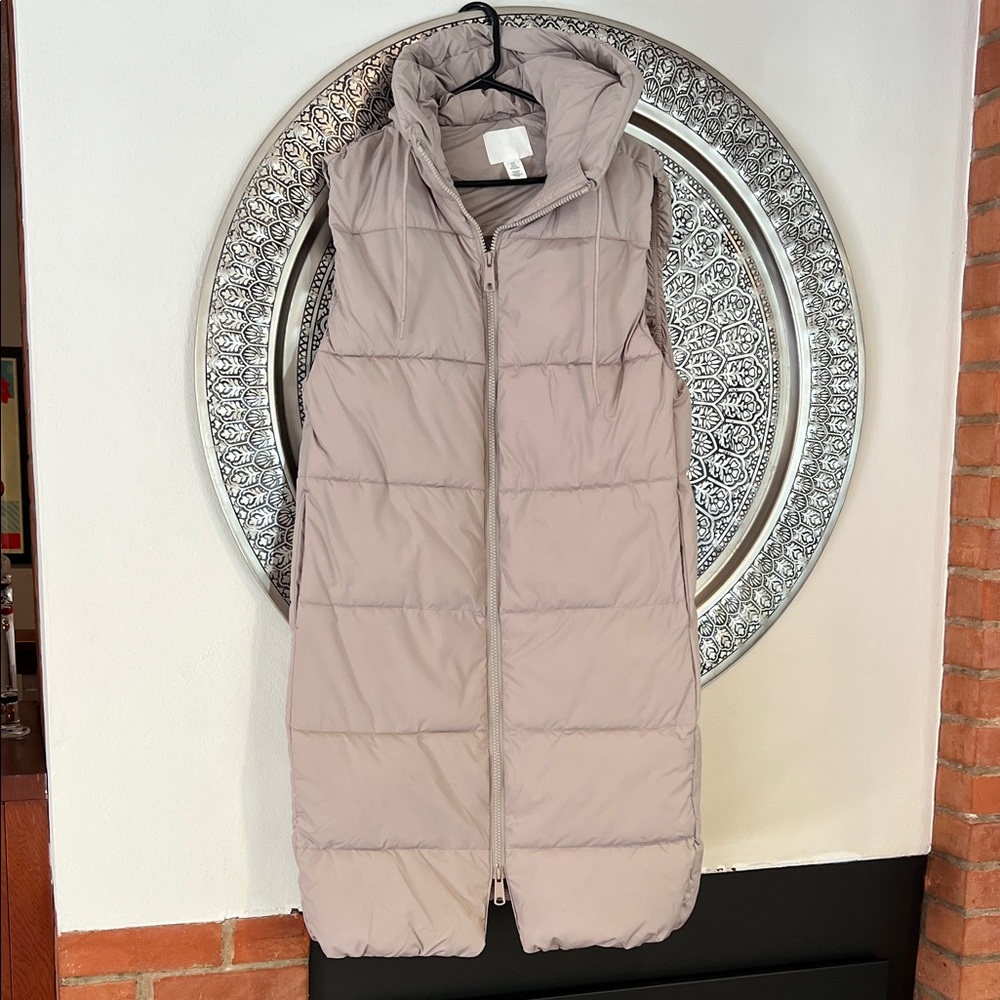 Long Hooded Puffer Vest Small